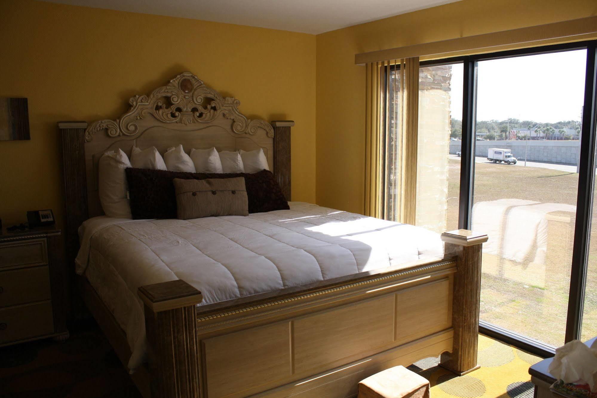 Marble Waters Hotel & Suites, Trademark By Wyndham (Adults Only) Jacksonville Eksteriør billede